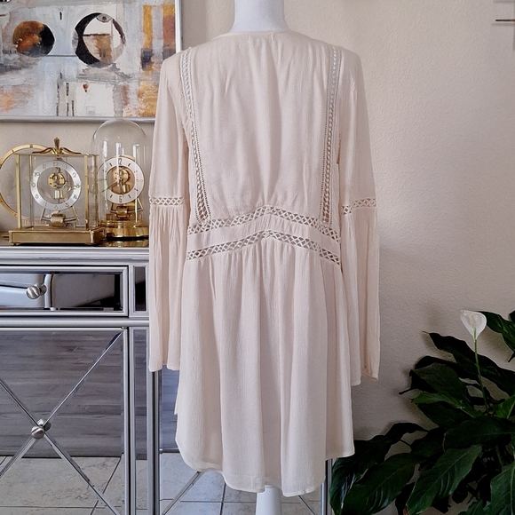 Amuse Society Crochet Boho Mini Dress Cream White Size M $105 - Picture 4 of 6